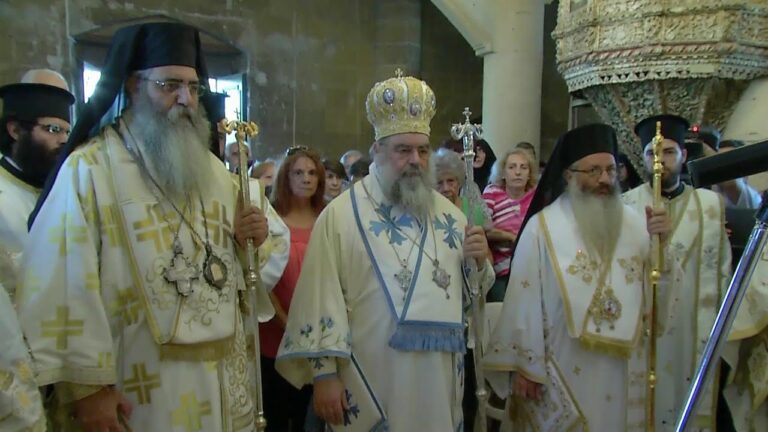 Η Θεία Λειτουργία ανήμερα της εορτής του Αγίου Μάμαντος στην κατεχόμενη Μόρφου στις 2 Σεπτεμβρίου 2014