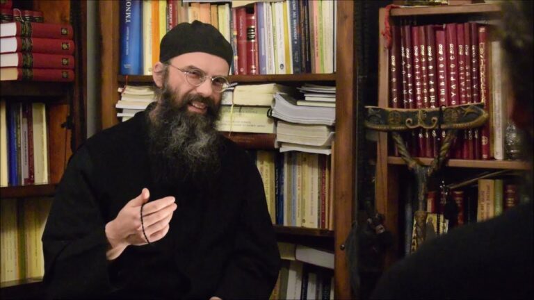 Συνέντευξη π.Ἰωάννη Δρογγίτη μέρος Α’: Ἄσηπτη θεολογία ἤ θεολογία τῆς μολύνσεως;