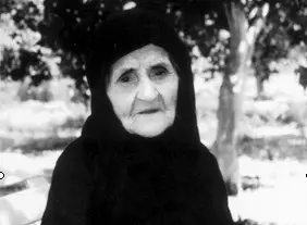 Η Γερόντισσα Λαμπρινή Βέτσιου μιλάει για τις ηλεκτρονικές ταυτότητες