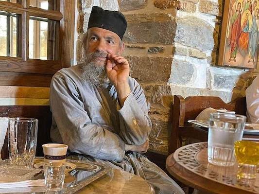 ΗΓΟΥΜΕΝΟΣ ΑΜΦΙΛΟΧΙΟΣ